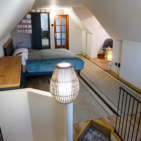 게스트하우스 Royal *